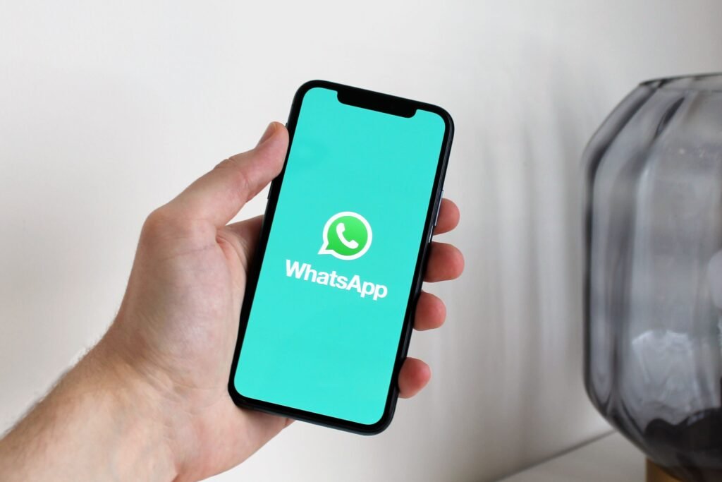 WhatsApp میں پاس ورڈ کیسے لگائیں