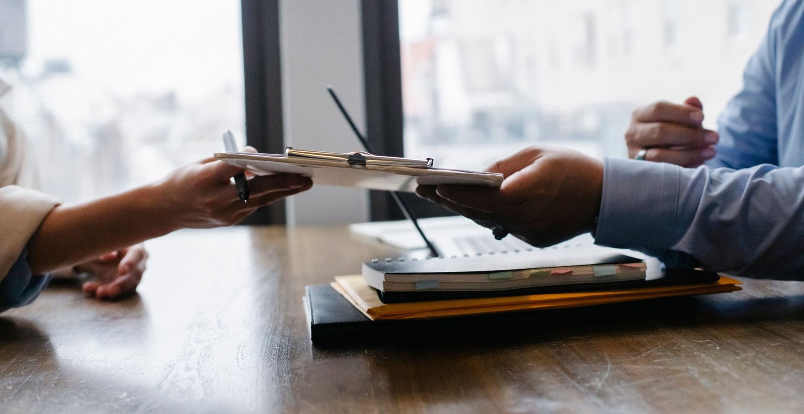 CV کیسے بنائیں؟ نوکری حاصل کرنے کا آسان طریقہ