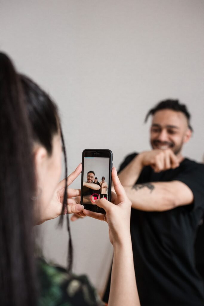 TikTok par video viral kaise karein